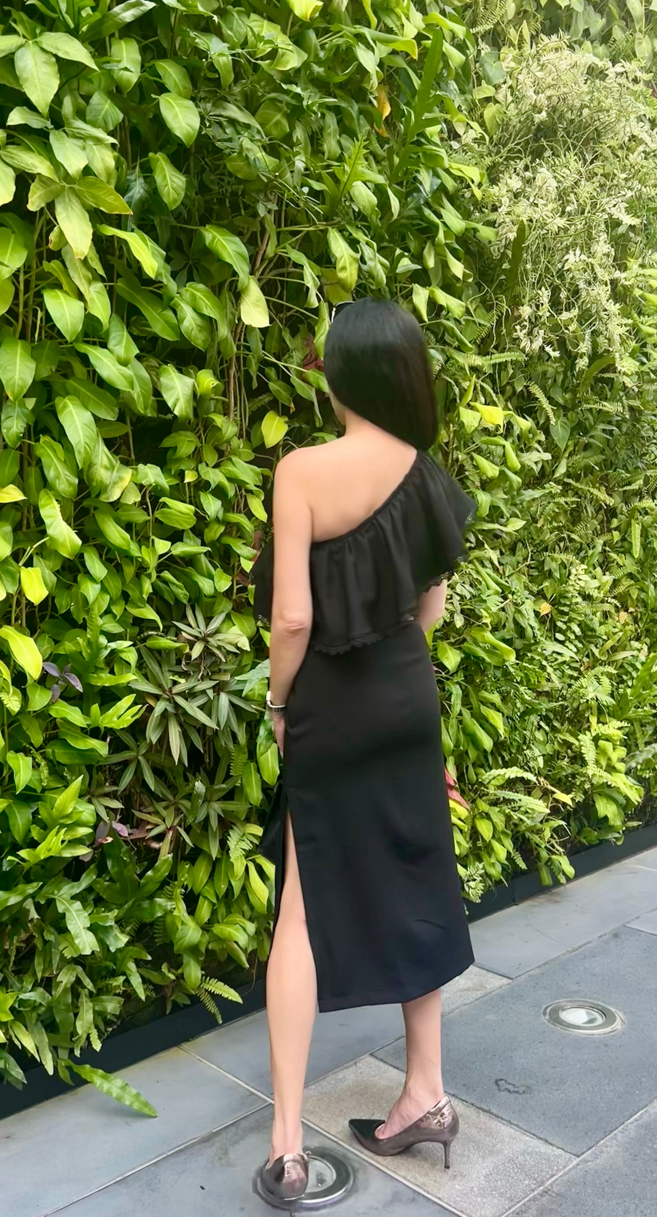 One-Shoulder Ruffle Midi Dress