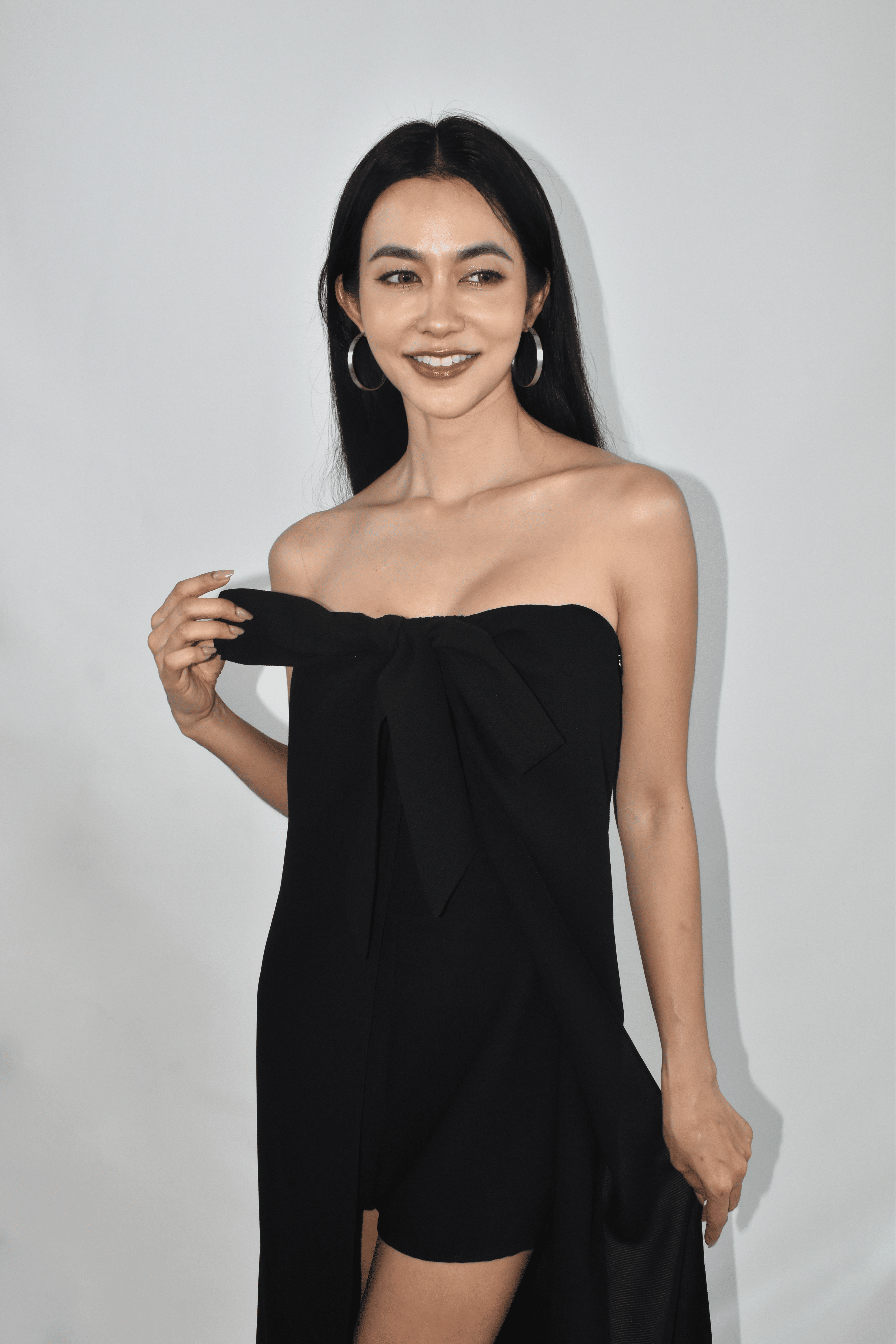 Versatile Black Maxi Dress With Shorts (BACKORDER)